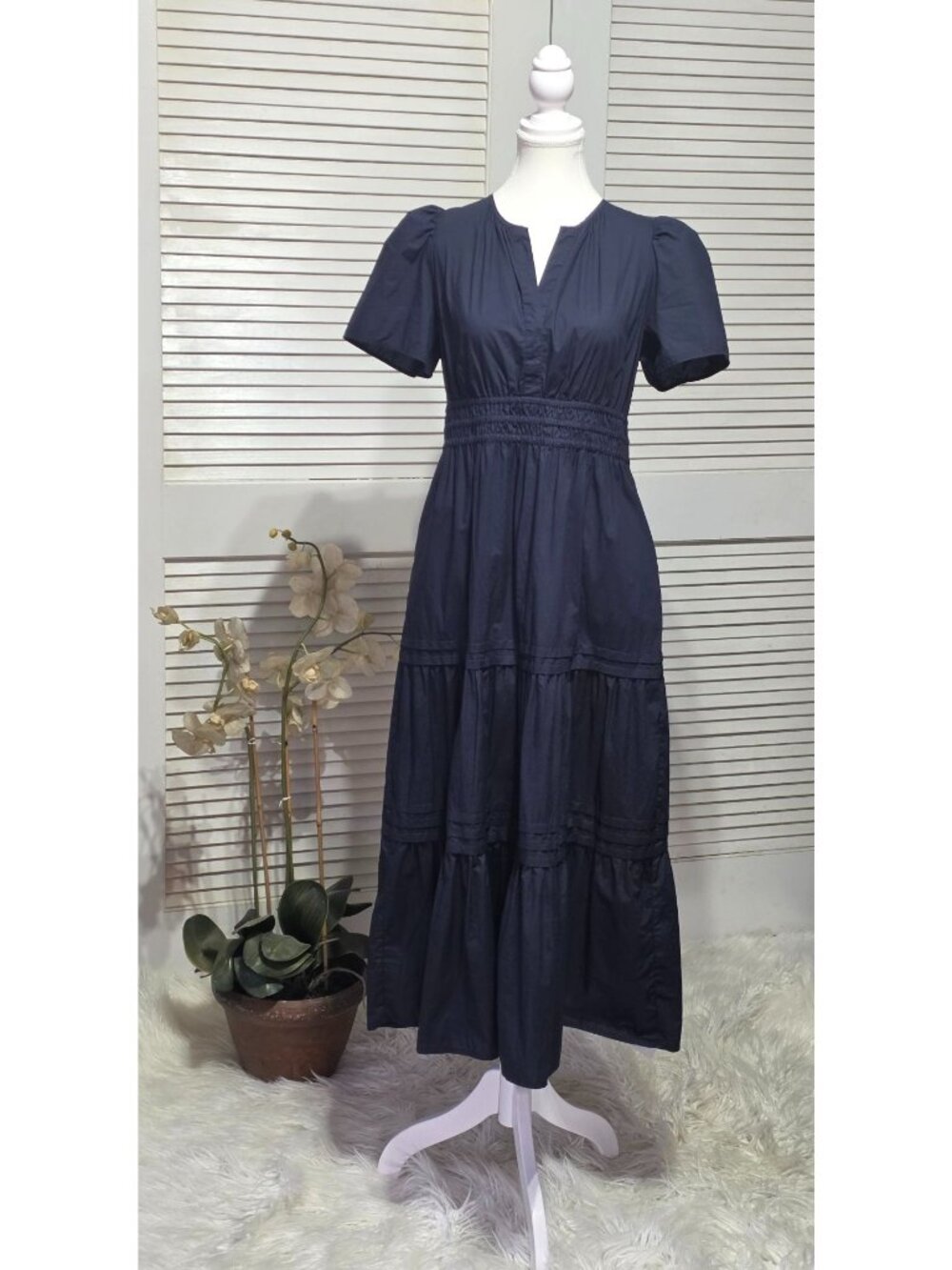 Quince Women's Navy Blue 100% Organic Cotton Poplin Tiered Mixi Dress Sz M 3860
